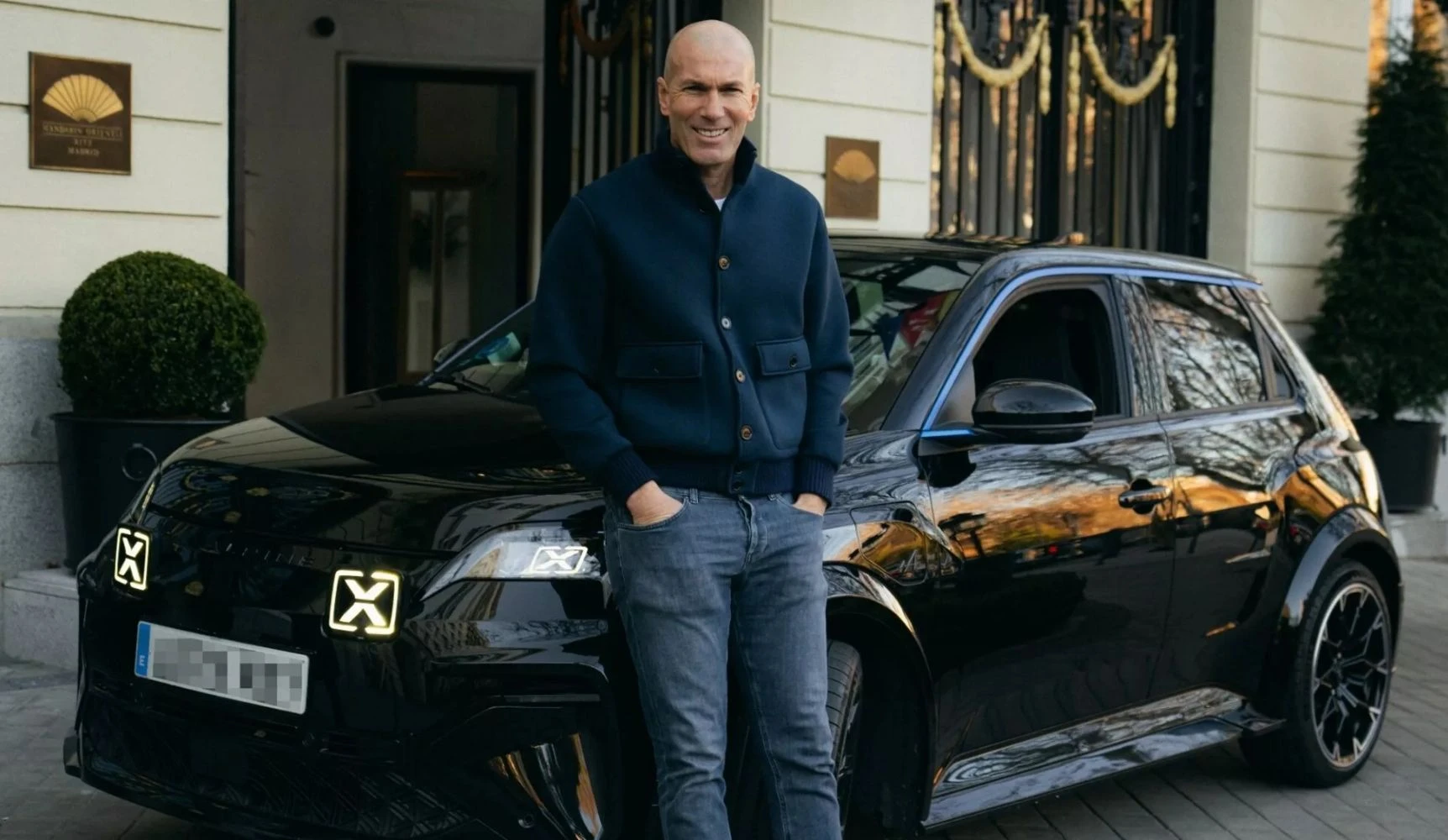 Legends come together – when the Alpine A290 met Zinédine Zidane