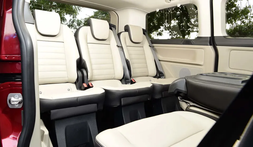 Removable Rear Seats