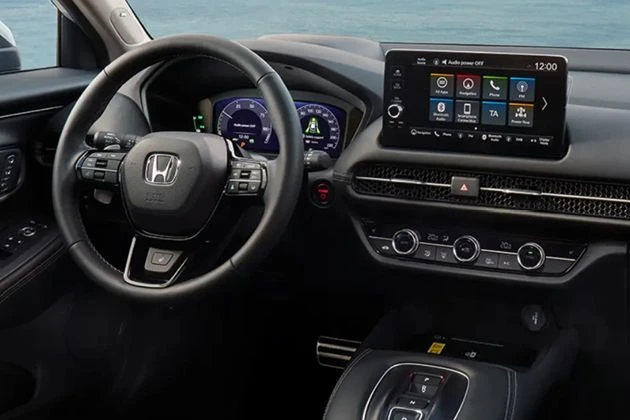 Advanced Technology Cockpit with the latest CONNECT infotainment.