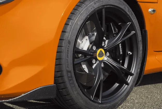 10-Spoke silver alloy wheels