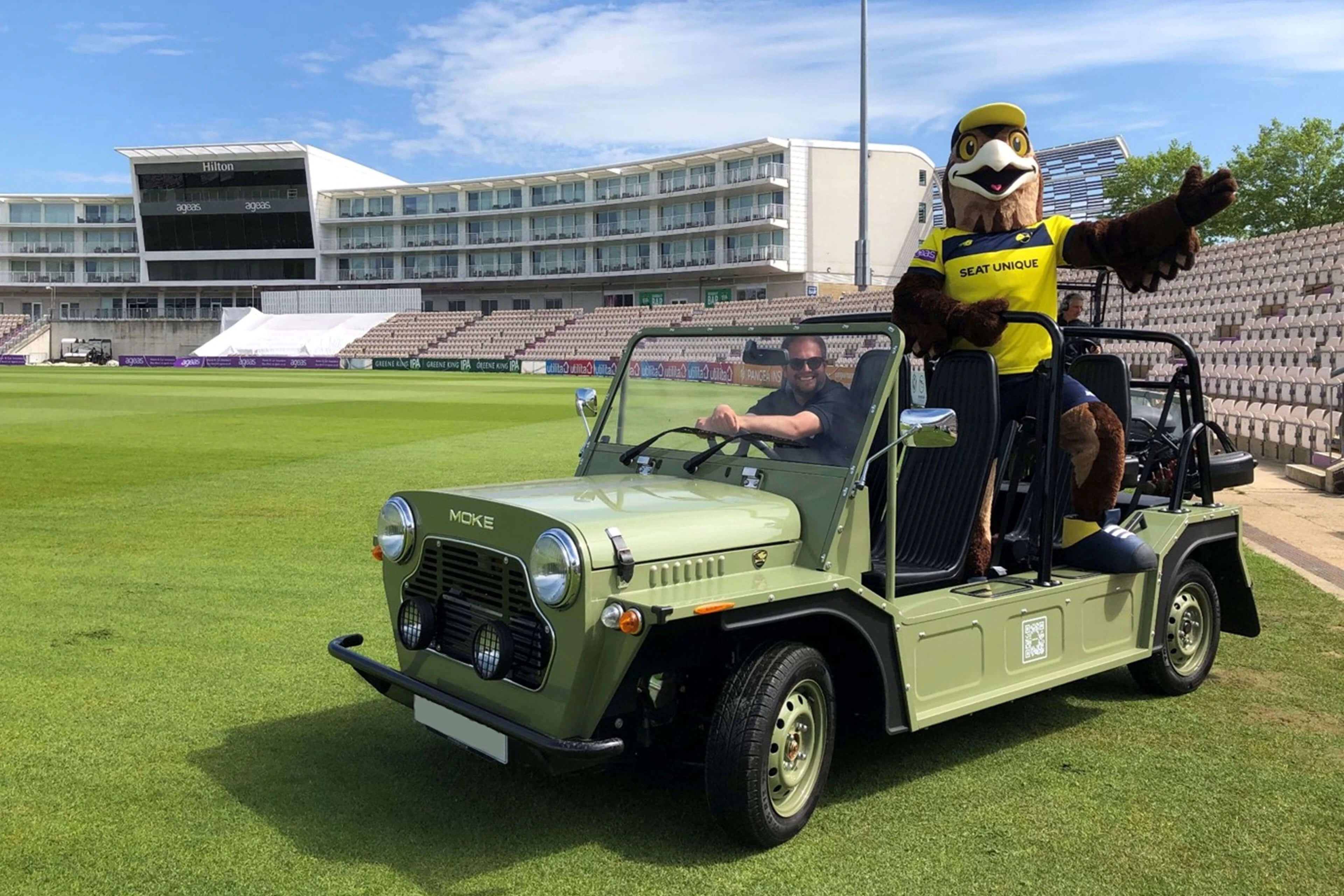 Hampshire Hawks mascot Hawky arrives at cricket ground in style thanks to MOKE Hendy