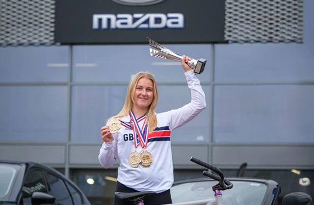 Hendy helps Hampshire-based colleague pedal to victory at  Cycle Speedway World Championships