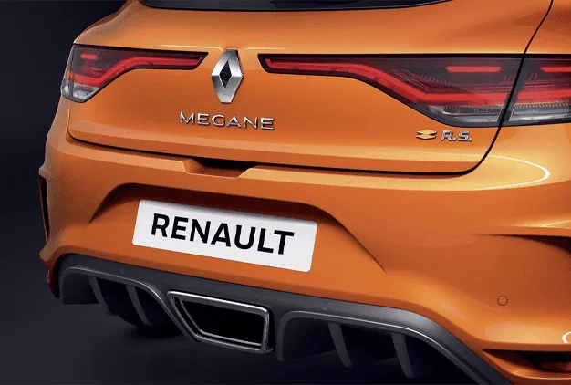 Twin central exhaust pipe